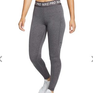Nike Pro Leggings
